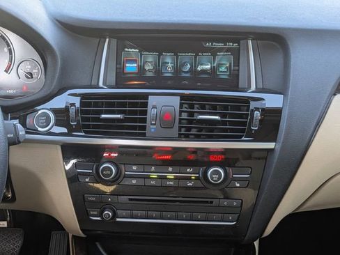 Used 2017 BMW X3 xDrive28i image 19