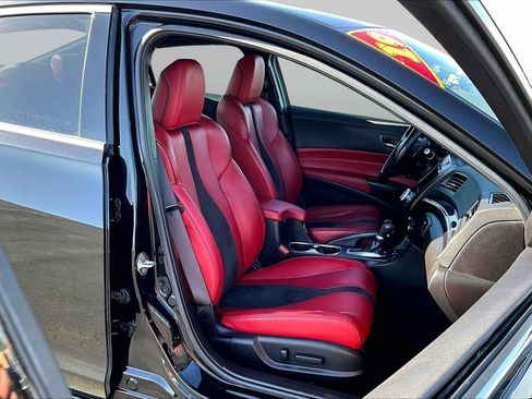 Used 2019 Acura ILX FWD image 7
