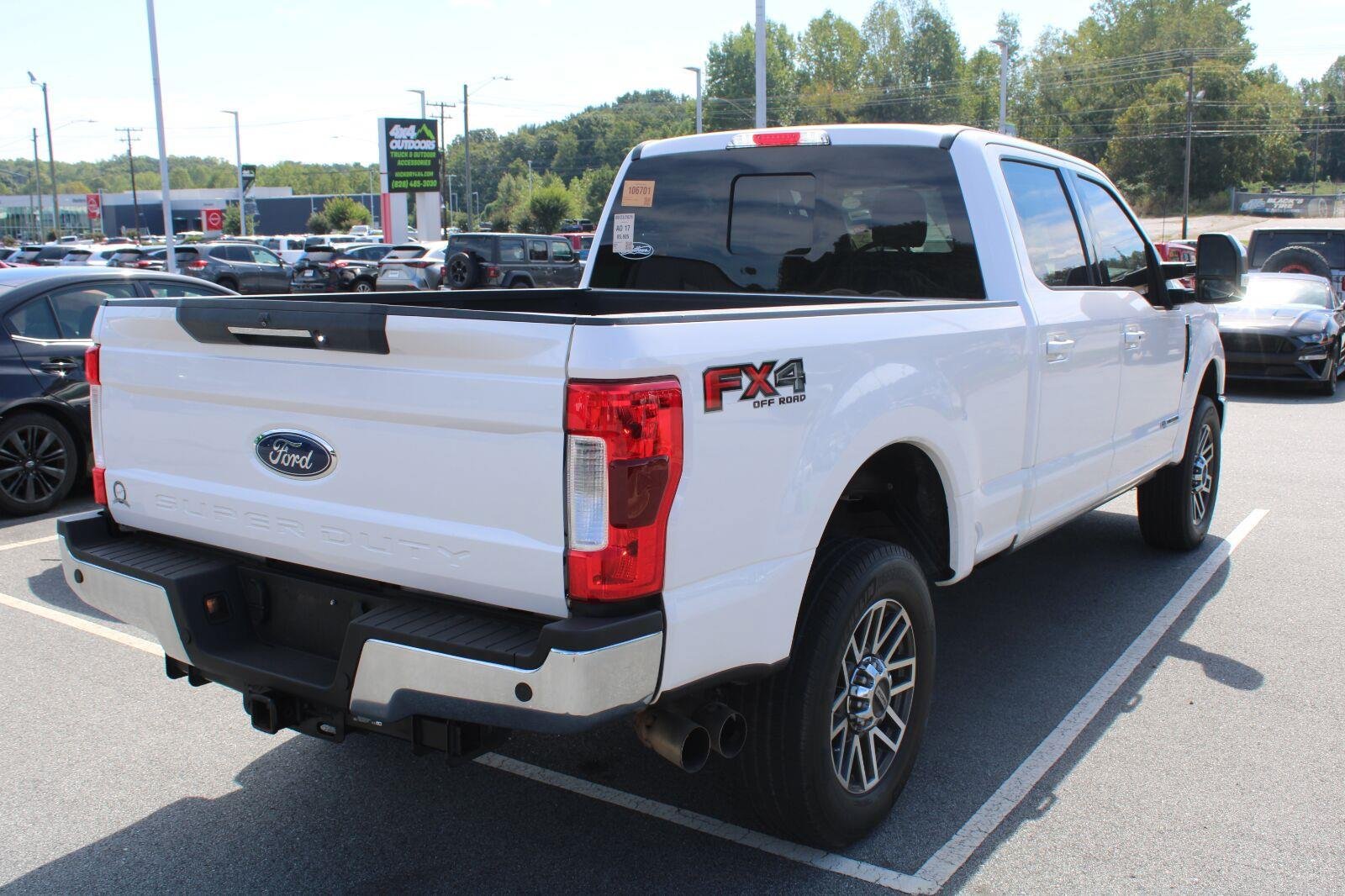 Used 2019 Ford F250 Lariat w/ Lariat Ultimate Package AWD/4WD image 6
