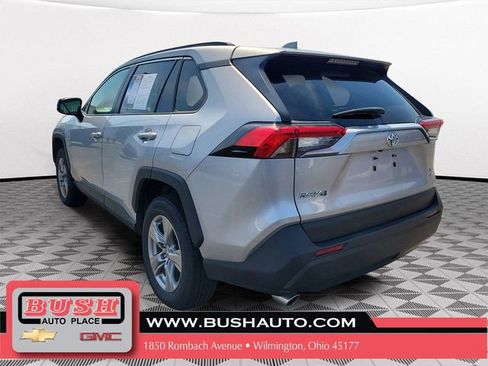 Used 2024 Toyota RAV4 XLE AWD/4WD image 3