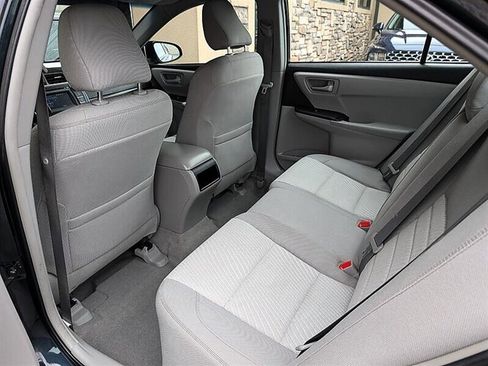 Used 2015 Toyota Camry LE FWD image 25