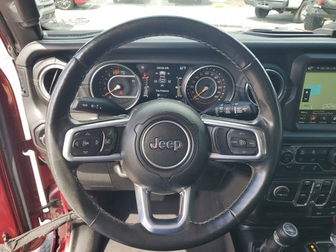 Used 2021 Jeep Wrangler Unlimited Sahara AWD/4WD image 16