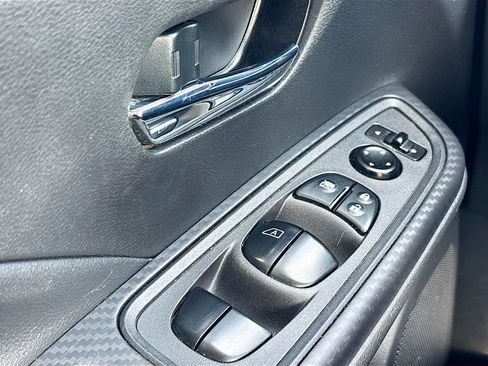 Used 2023 Nissan Versa SV image 17