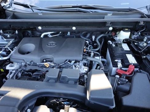 Used 2024 Toyota RAV4 LE image 37