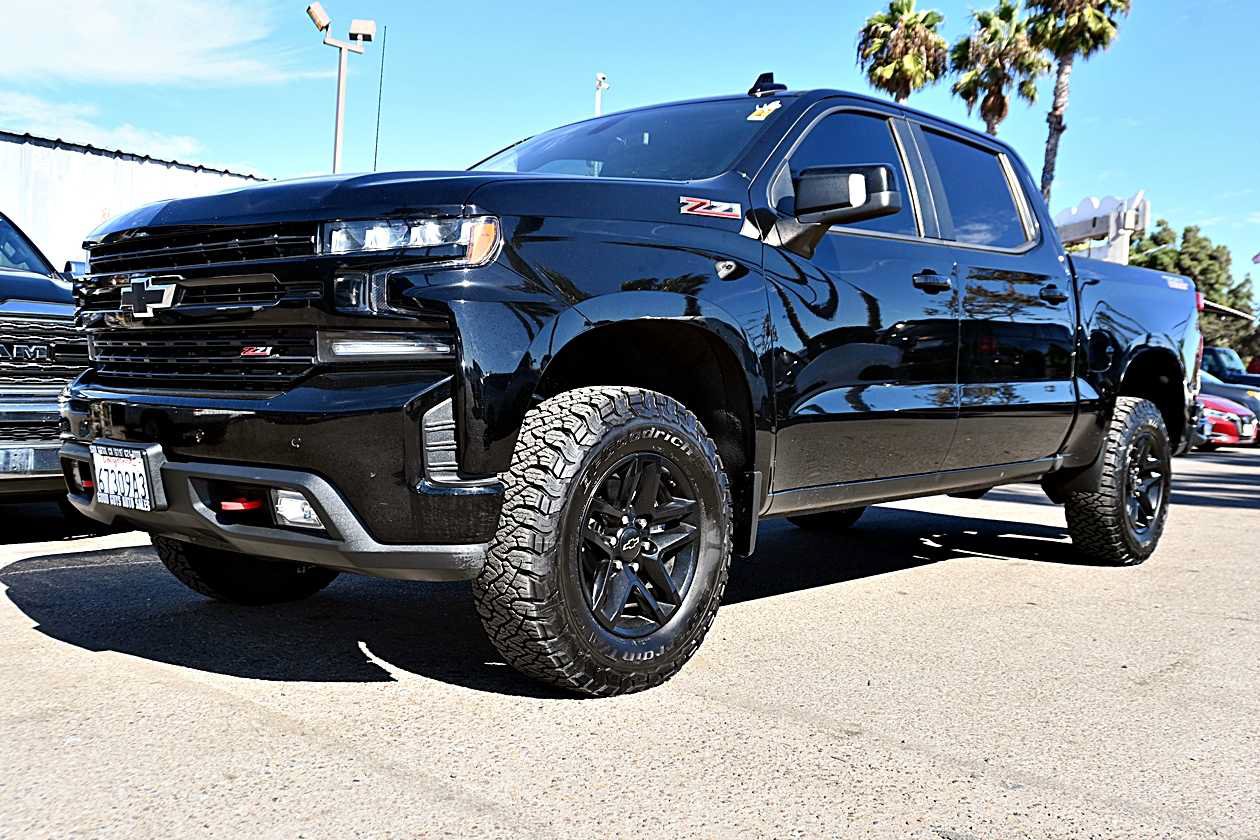 Used 2020 Chevrolet Silverado 1500 LT Trail Boss AWD/4WD image 1