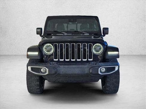 Used 2021 Jeep Gladiator Overland w/ Popular Equipment Package image 2