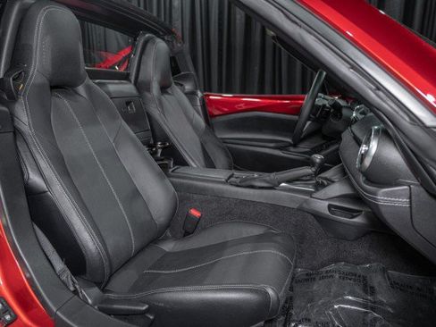 Used 2023 MAZDA MX-5 Miata Grand Touring RWD image 14