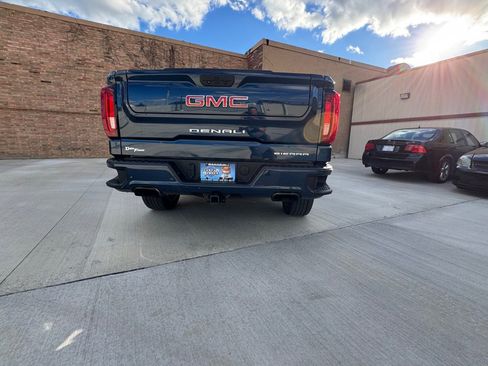 Used 2021 GMC Sierra 1500 Denali image 10