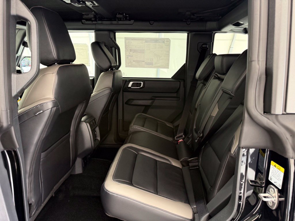 New 2026 Ford Bronco Outer Banks AWD/4WD image 18