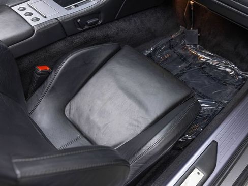 Used 2006 Aston Martin DB9 Volante RWD image 39