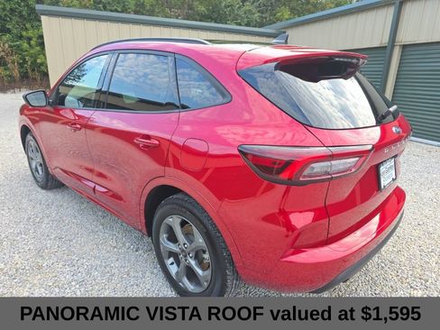 Used 2024 Ford Escape ST-Line w/ Tech Pack #1 AWD/4WD image 3