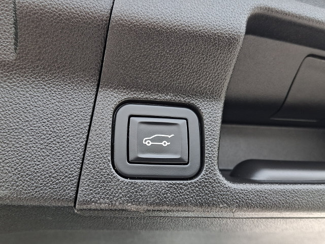 Certified 2017 GMC Acadia Denali AWD/4WD image 29