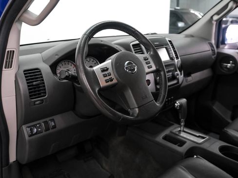 Used 2015 Nissan Xterra PRO-4X w/ Pro-4x Leather Package AWD/4WD image 2