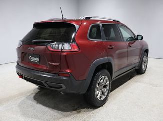Used 2021 Jeep Cherokee Trailhawk video 2