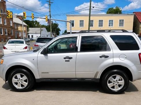 Used 2008 Ford Escape XLT FWD image 2