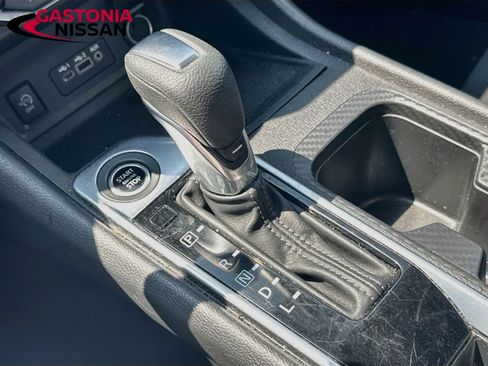 Used 2024 Nissan Sentra SV FWD image 19