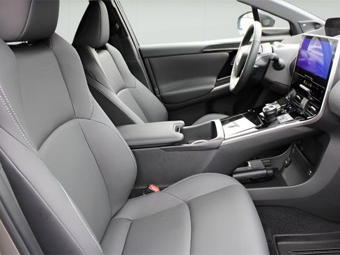 Used 2025 Toyota bZ4X AWD image 23