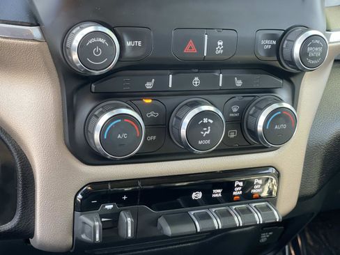 Used 2022 RAM 2500 Laramie image 19