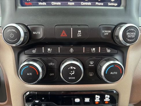 Used 2019 RAM 2500 Laramie image 44