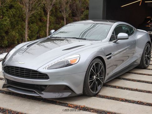 Used 2014 Aston Martin Vanquish Coupe image 14