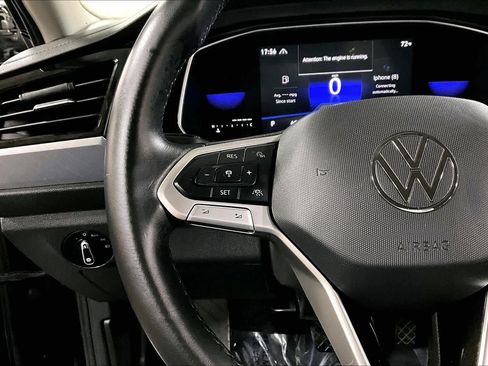 Used 2022 Volkswagen Jetta SE FWD image 24