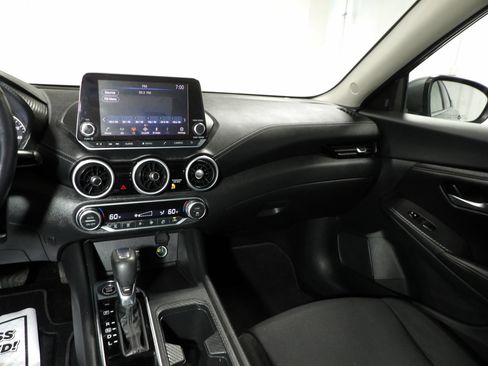 Used 2021 Nissan Sentra SV FWD image 13