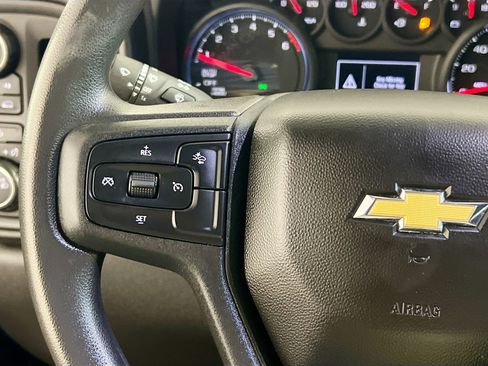 Used 2024 Chevrolet Silverado 1500 Custom image 12