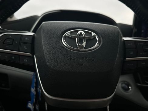 Used 2022 Toyota Highlander Platinum image 26