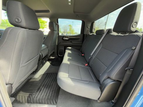 Used 2025 Chevrolet Silverado 1500 RST image 19