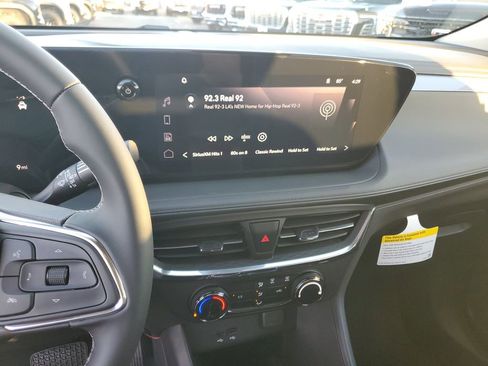 New 2026 Buick Encore GX Preferred image 13