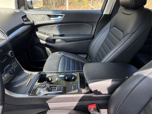 Used 2020 Ford Edge SEL w/ Convenience Package image 24
