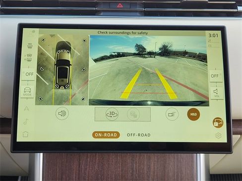 New 2026 Land Rover Range Rover SE image 13