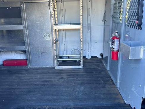 Used 2013 Chevrolet Express 1500 image 19