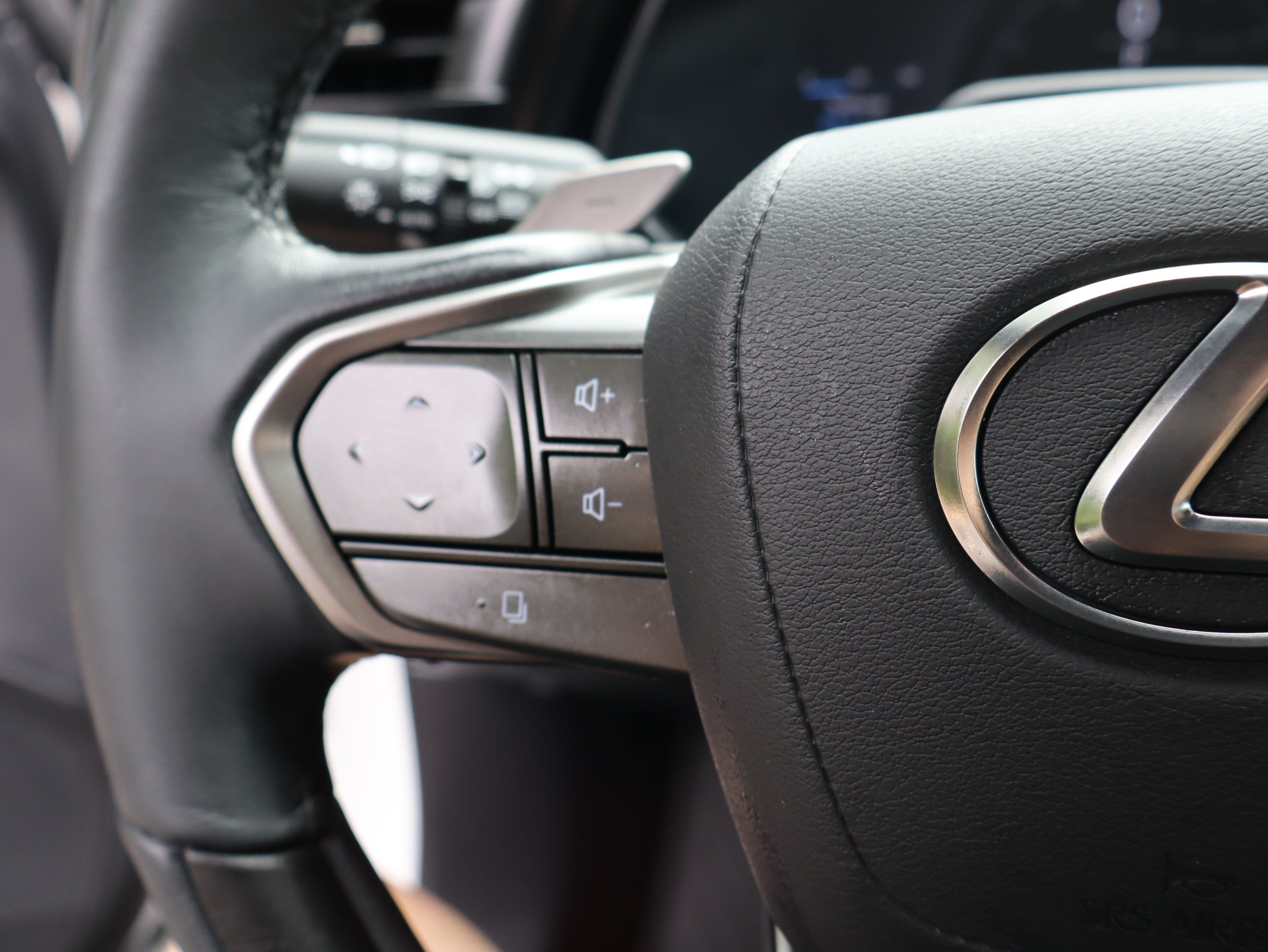 Used 2026 Lexus RX 350 Premium Plus w/ Convenience Package FWD image 26