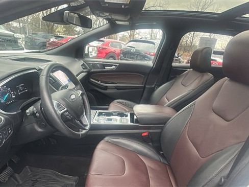 Used 2020 Ford Edge Titanium w/ Equipment Group 301A image 22