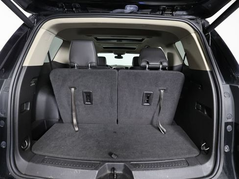 Used 2019 GMC Acadia Denali w/ Technology Package AWD/4WD image 18