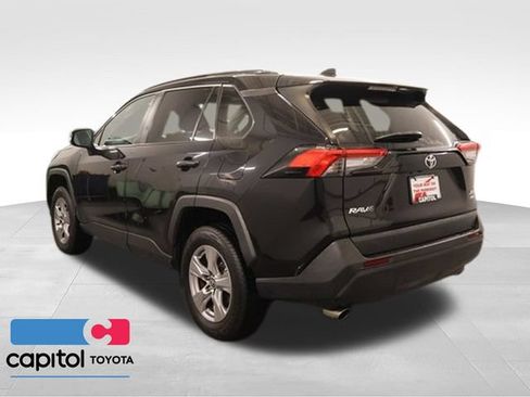 Used 2025 Toyota RAV4 XLE AWD/4WD image 4