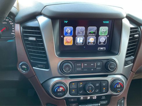 Used 2016 Chevrolet Tahoe LTZ RWD image 13