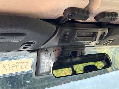 New 2025 Jeep Gladiator Sport image 26