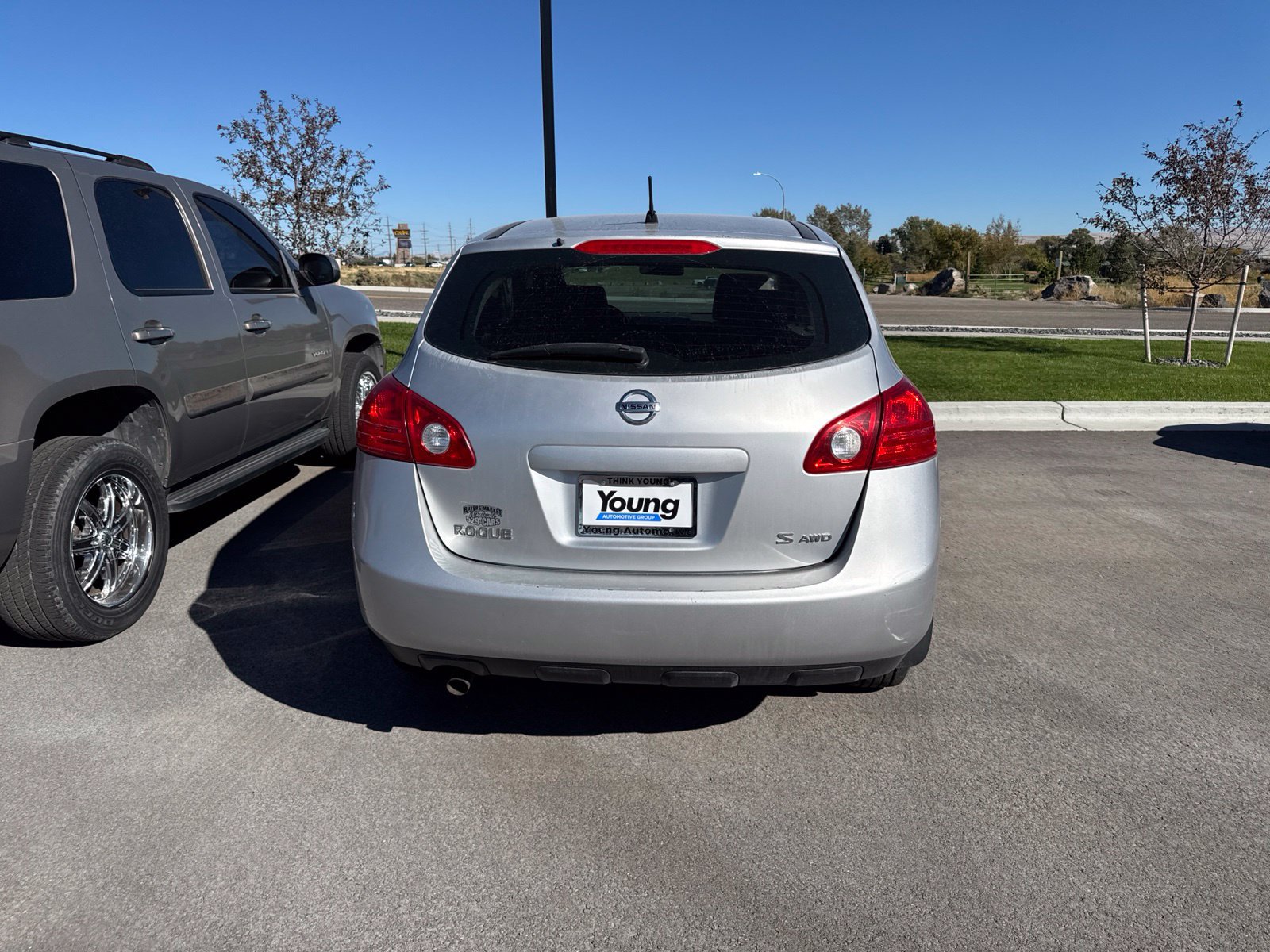 Used 2009 Nissan Rogue S AWD/4WD image 3