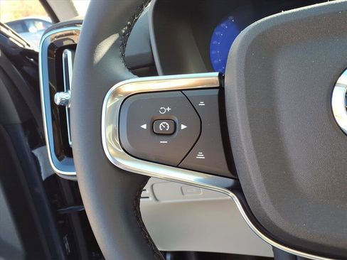 New 2026 Volvo XC40 B5 Ultra w/ Protection Package Premier image 25