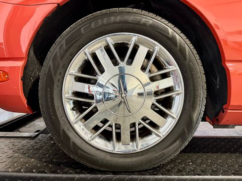 Used 2003 Ford Thunderbird image 72