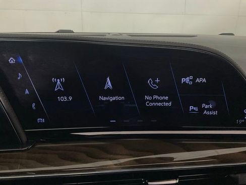 Certified 2024 Cadillac Escalade Sport Platinum w/ LPO, ONYX Package image 9