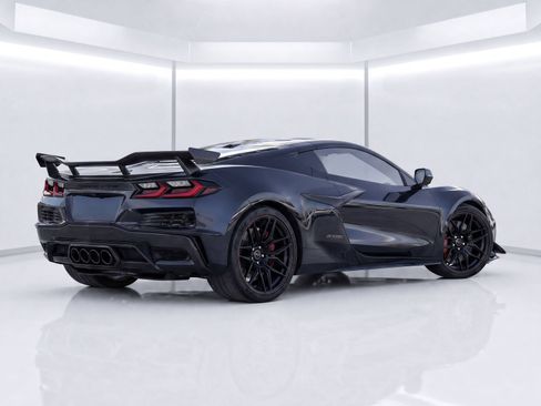 Used 2023 Chevrolet Corvette Z06 RWD image 8