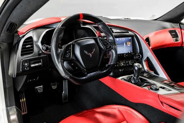 Used 2015 Chevrolet Corvette Stingray Coupe w/ 3LT Preferred Equipment Group RWD image 4