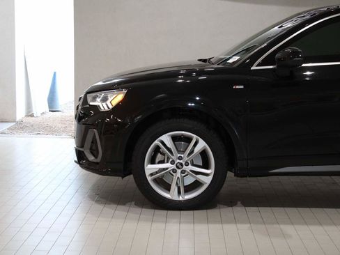 Used 2022 Audi Q3 2.0T Premium Plus w/ Premium Plus Package image 4