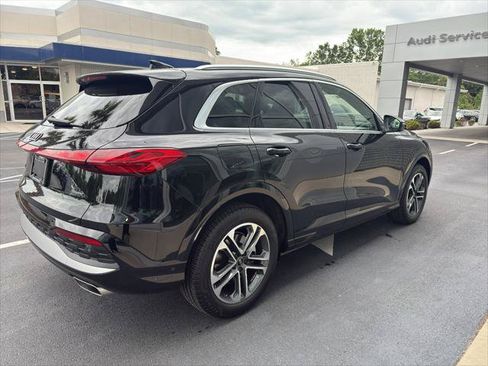 Certified 2025 Audi Q5 Prestige AWD/4WD image 6