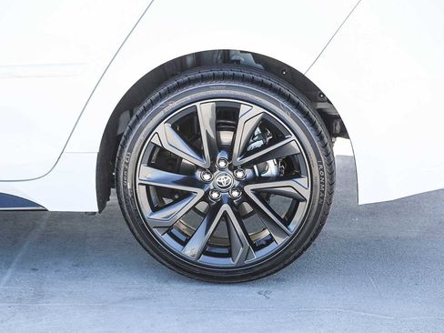 Certified 2025 Toyota Corolla SE image 12