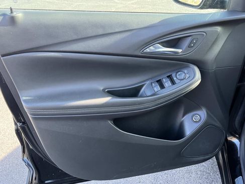 Used 2022 Buick Encore GX Select w/ Advanced Technology Package image 25