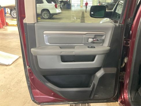 Used 2017 RAM 1500 Big Horn image 23